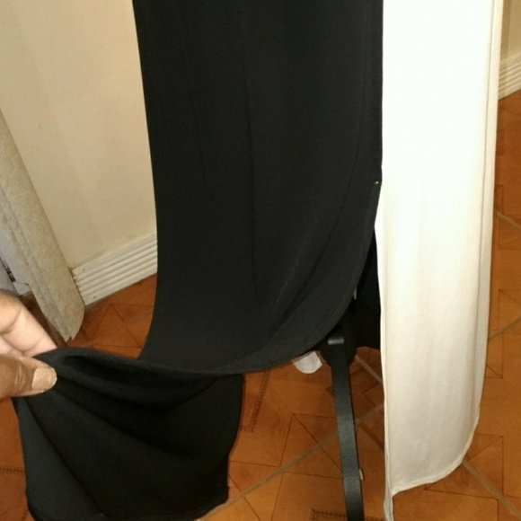 Kenneth Cole Maxi Dress - Picture 3 of 8